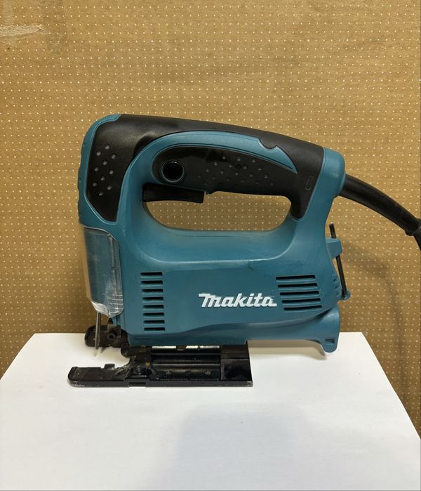 MDM vinde: Fierastrau pendular Makita 4327.
