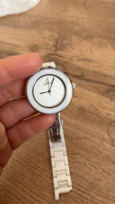 Наручные часы Omega