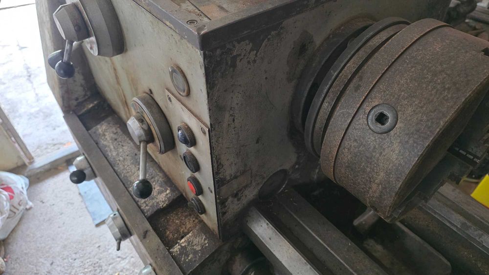 Продавам голям струг