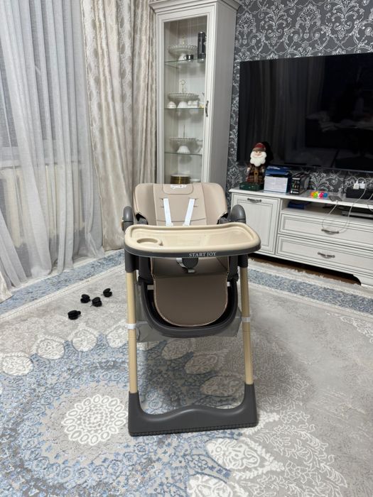 Продам стульчик для кормления. Новая