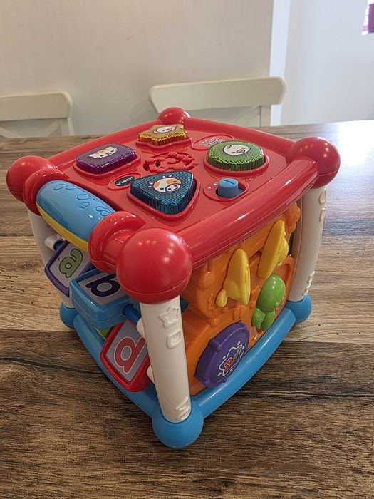 Jucarie interactiva Cubul Magic Vtech