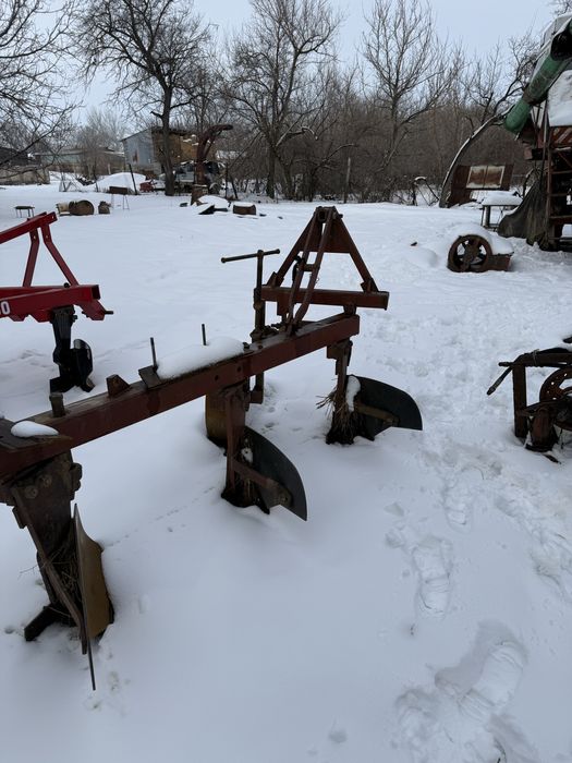 Продается мтз с плугом! .