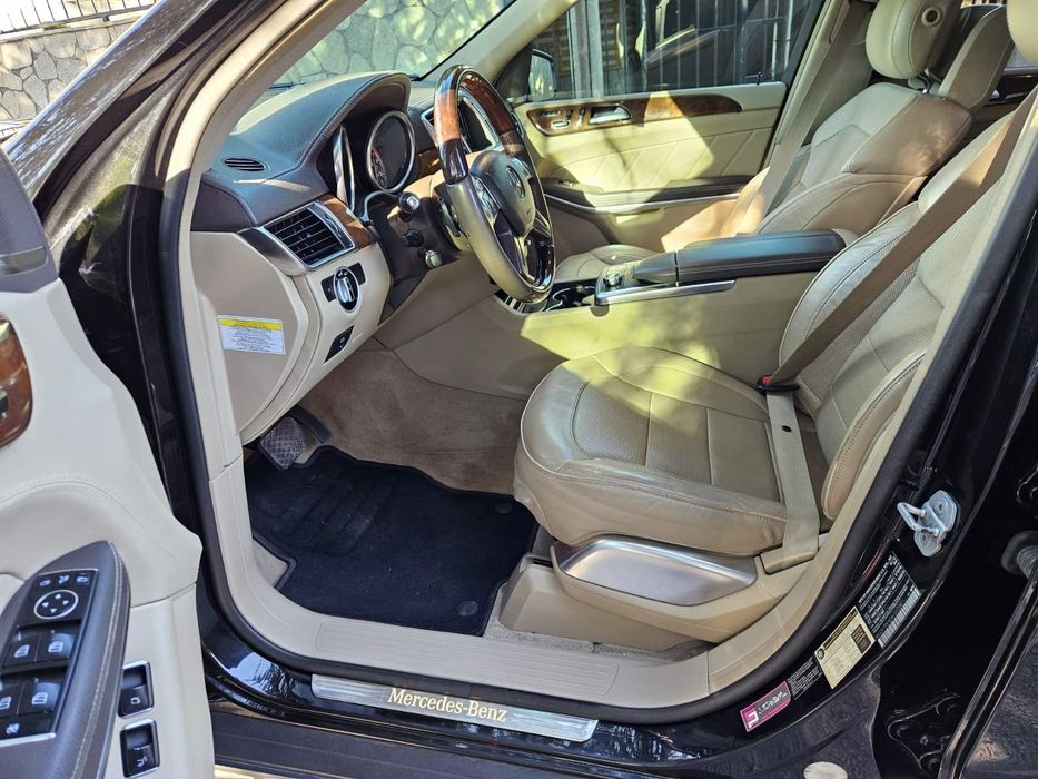 Продава се Мерцедес GL550