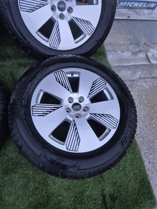 Jante R 19 5x112 cu 255 55 19 Bridgestone 2025, Audi E-tron, Q8, Touareg, impecabile