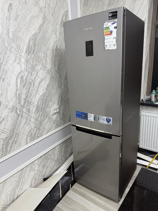 Холодильник samsung