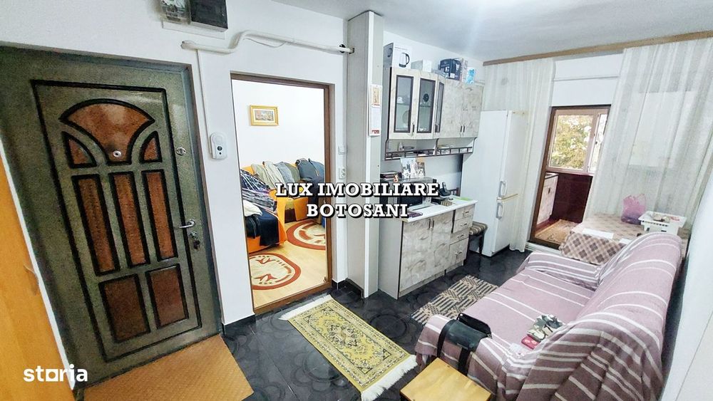 Apartament 2 camere, Donici, etaj 3