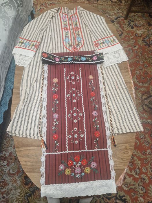 Старинна тракийска носия