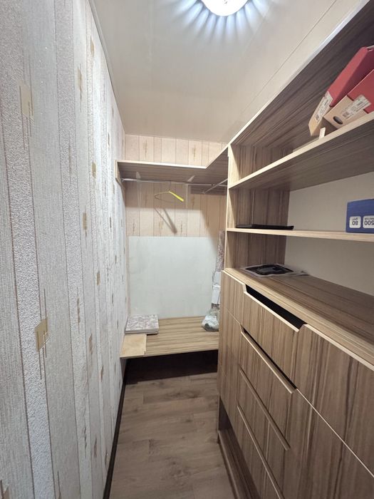 2 комнатная, Космонавтов 3