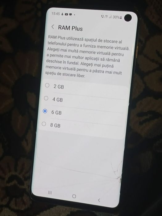 vând samsung s10 ca nou 128 Giga 8 ram telefonu e 9 din 10