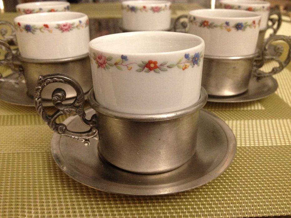Vintage. Немски сервиз за кафе с подстакани. Чаши/халби за бира.