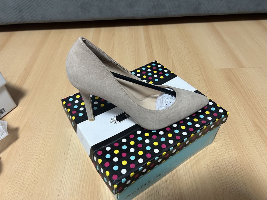 Pantofi dama piele intoarsa