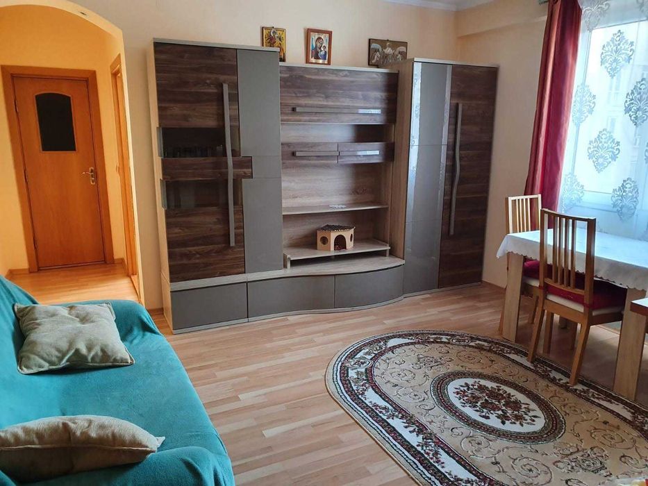 Inchiriez apartament doua camere