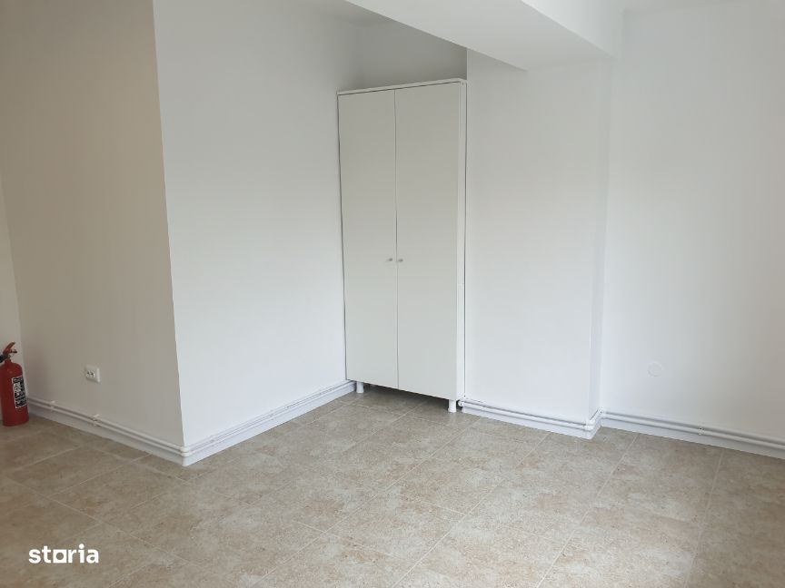 IASI - COPOU - DE INCHIRIAT - Spatiu comercial 54 mp - Renovat total !
