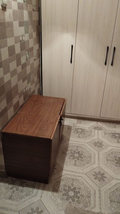 Сдаётся 1,5 за  100000
