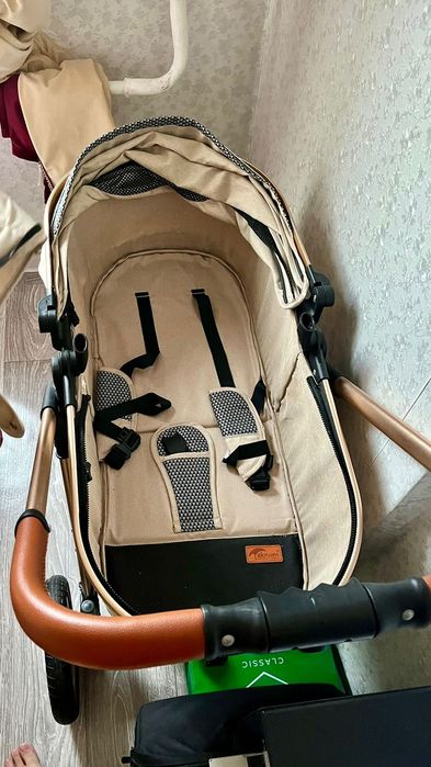 Коляска детская межсезонье