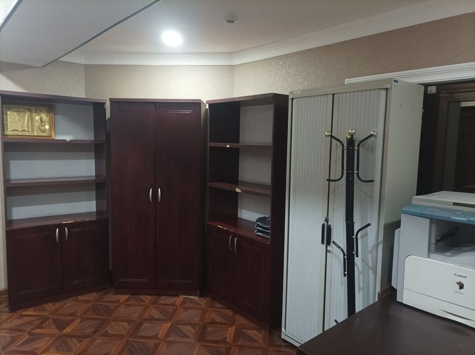 Офисная мебель, большой ассортимент