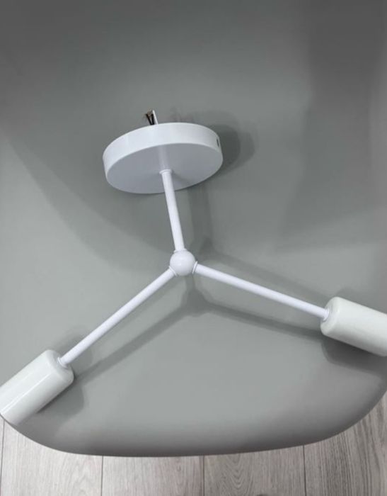 Продам люстра 3 тыс