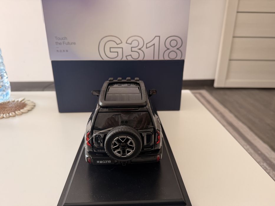 Моделька автомобиля Deepal G318 новый