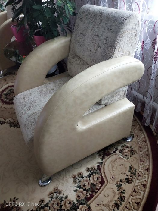 диван книжка и 2 кресла