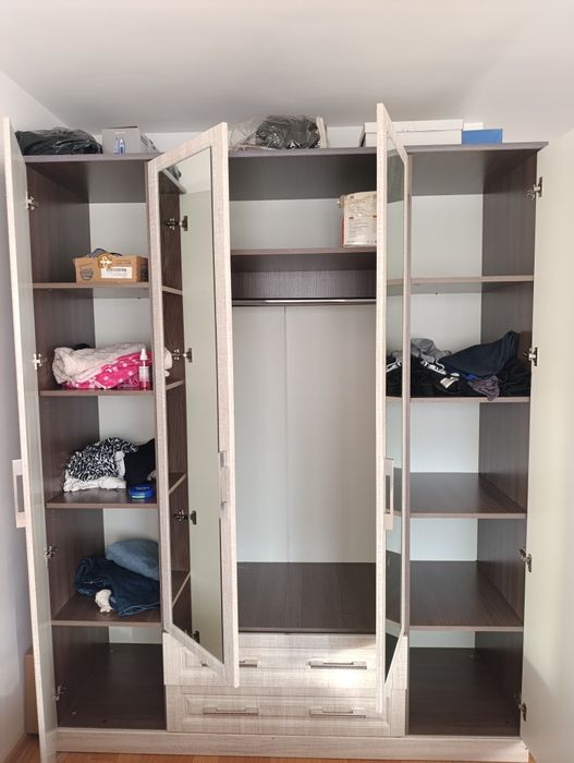 Продам шкаф в хорошем состоянии