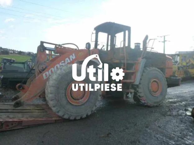Dezmembrare Incarcator Doosan DL500 DL550 DL420 DL450 + piese Doosan