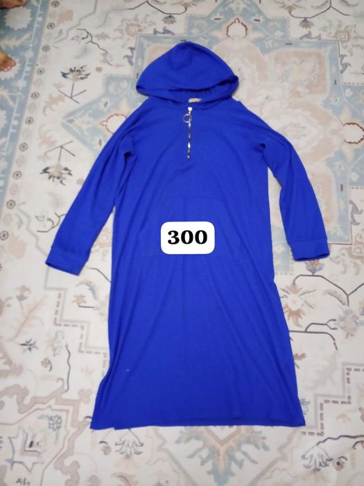 Продаю вещи 200 тг