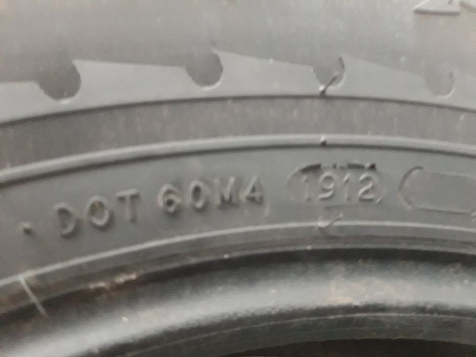 2 anvelope 275/60/18 - NOKIAN