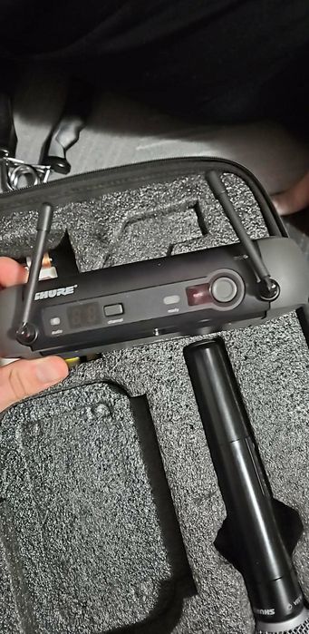 Vând Microfon Shure PGX2 BETA 58A