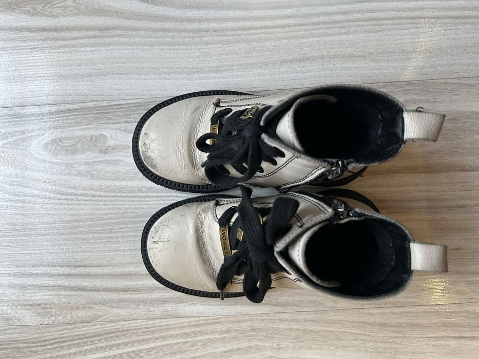 Продам ботинки на девочку