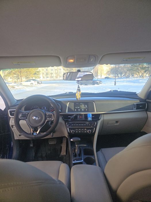 Kia Optima 2017 год