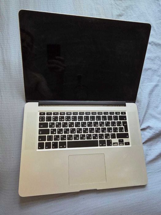 MacBook Pro 15" late 2015 : i7 512/16