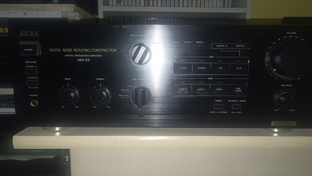Amplificator Akai AM-55