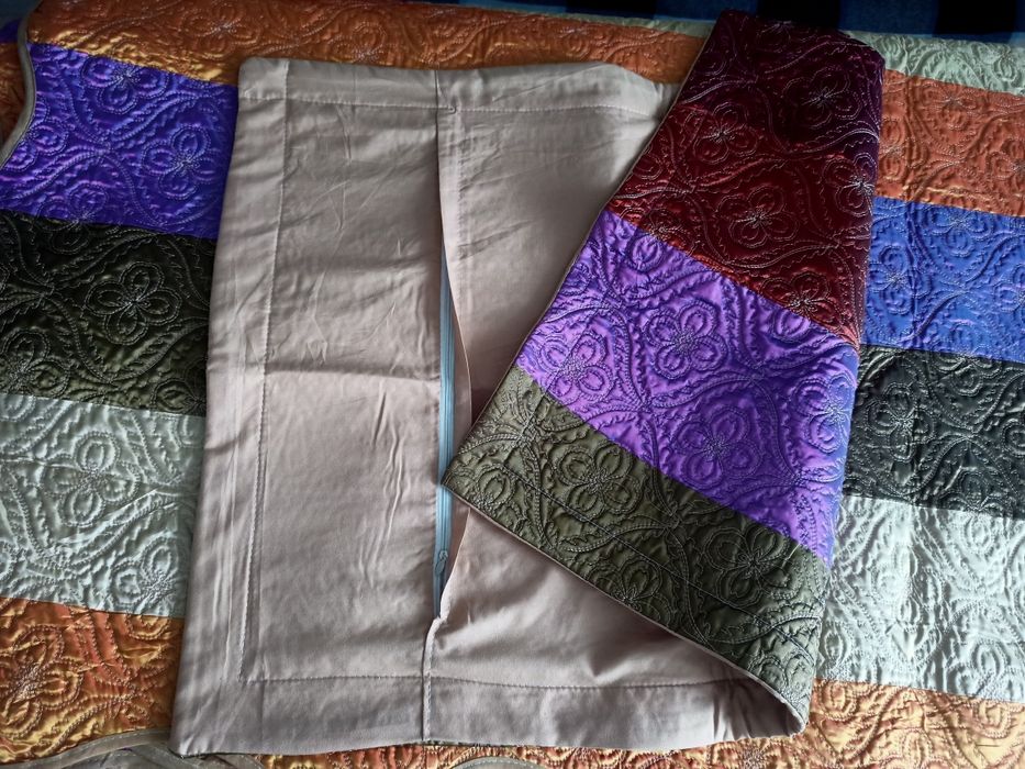 Покрывало с наволочками