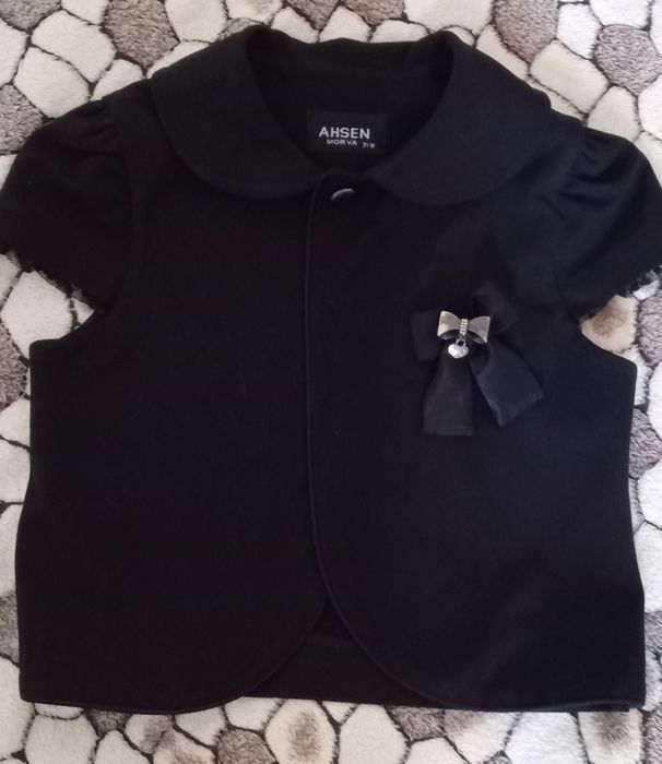 Продам школьный сарафан