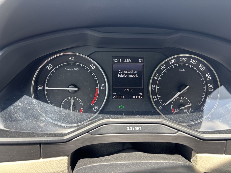 SKODA Superb 2015 — imagine 2