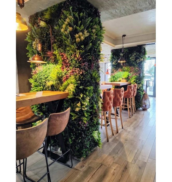 Изкуствена трева за стена