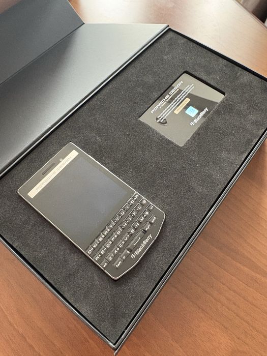 Blackberry Porsche Design