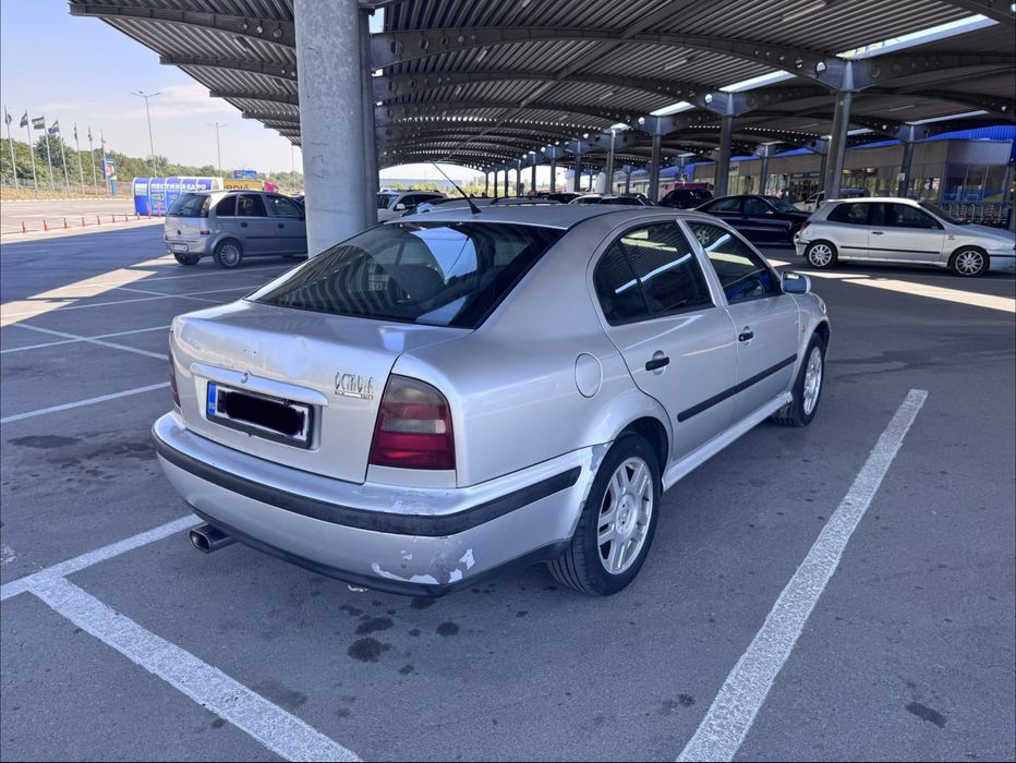 Шкода Октавия 1.9 90 к.с