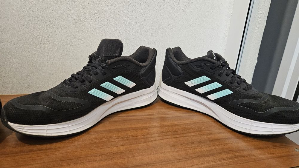 Adidas 41номер...