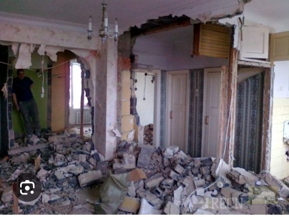 Demolare ,decopertare ,debarasare, defrișare,daramat