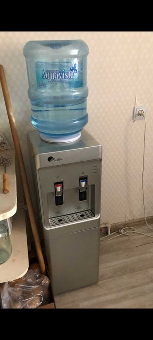 продам диспенсер