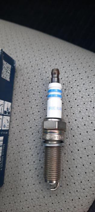 Запалителни свещи BOSH