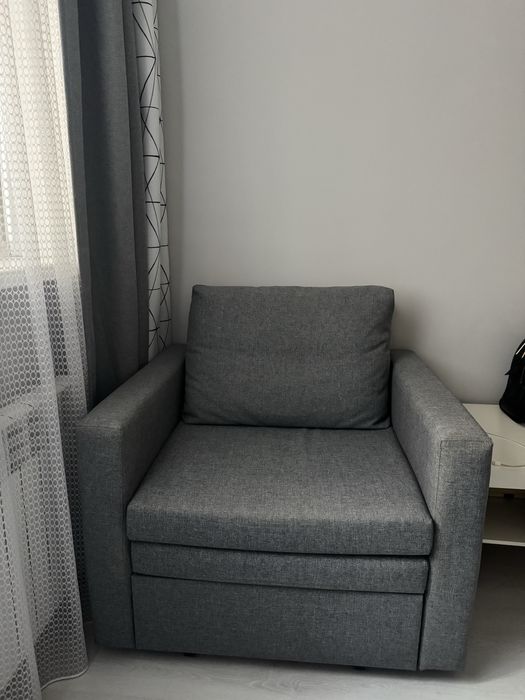 Продам диван и кресло Икеа