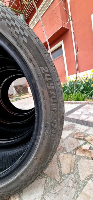 Гуми спорт пакет 245/40R19" и 275/35R19"