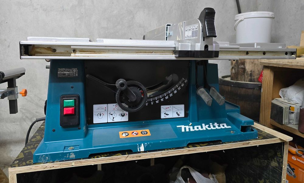 Професионален стационарен циркуляр Makita 2704N (1650W) – Като нов!