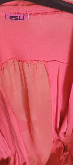Blazer superb cu funta  culoare placuta piersica