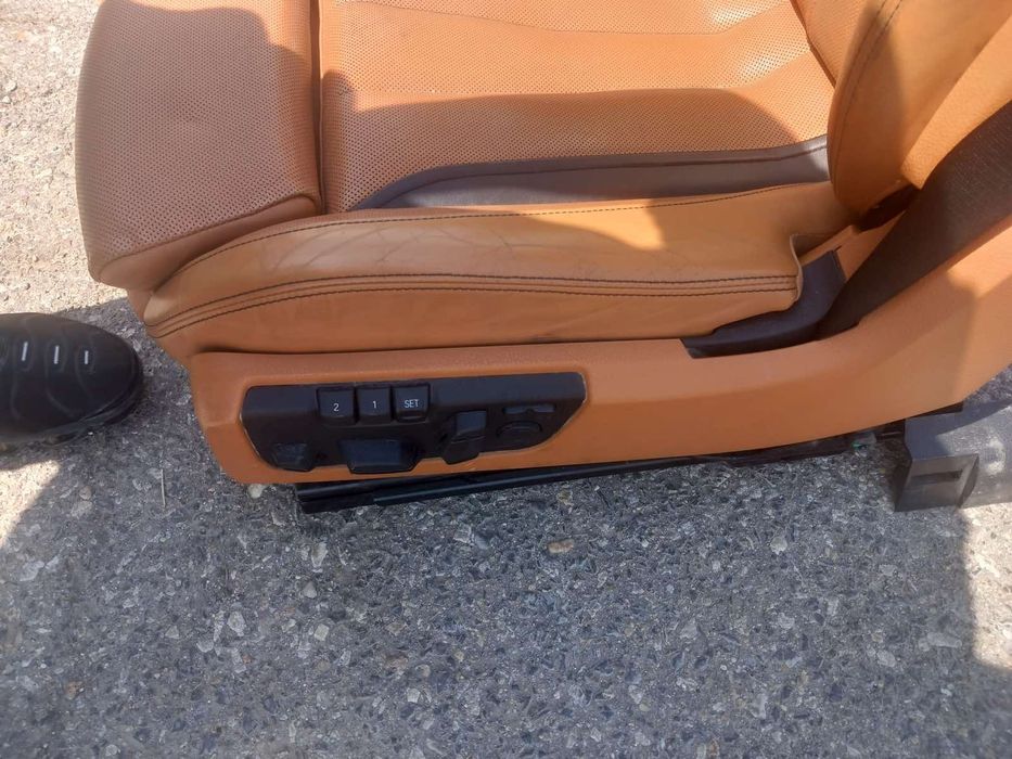 Кожен салон за бмв ф06.