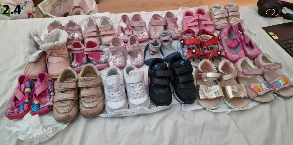 33 бр. Евтини и Запазени Детски обувки за момиче до 25 номер