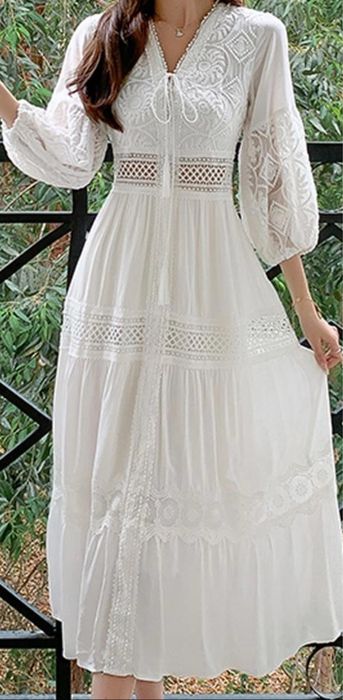 Продам новые платья