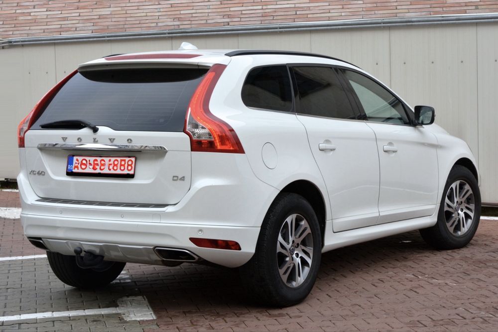 Volvo XC 60 R Design D4 / Automat / Inmatricular Ro